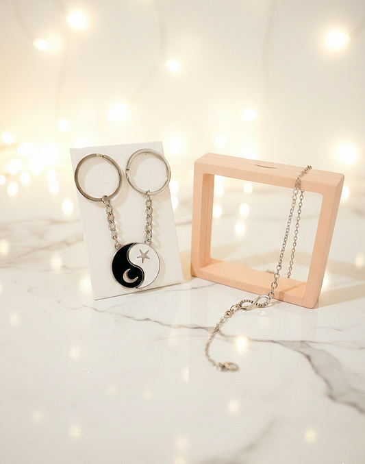 Llavero de Yin Yang, pulsera de Infinito en Acero inoxidable con caja de marco rosa.