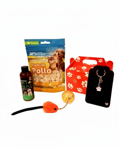 Snacks, Champú y juguete de plastico y felpa para gatos.