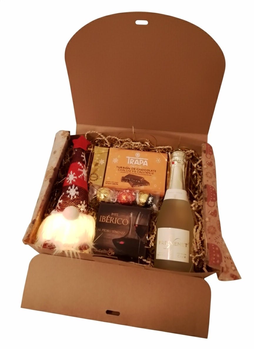 Caja de regalo navideño con Gnomo con luz led, turron de chocolate, bombones, paté ibérico y botella de cava.