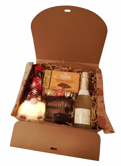 Caja de regalo navideño con Gnomo con luz led, turron de chocolate, bombones, paté ibérico y botella de cava.